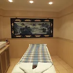 Hotel Grand Asiyan 4*