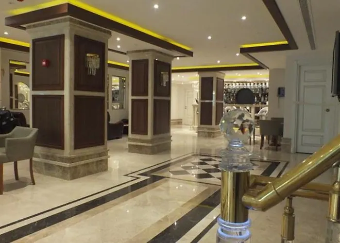 Grand Asiyan Otel 4*