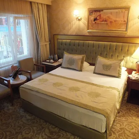 Hotell Grand Asiyan 4*