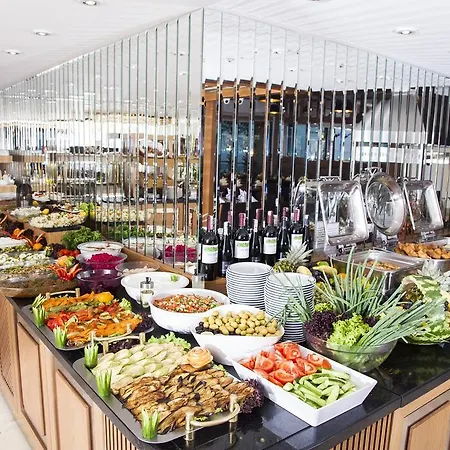Otel Grand Asiyan 4*