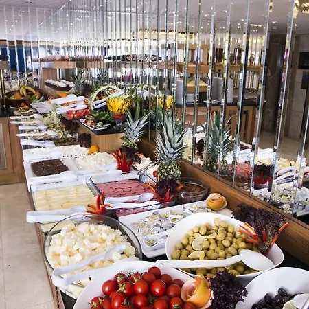 Hotell Grand Asiyan